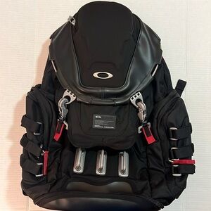 Oakley kitchen sink backpack